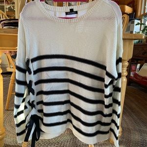 roz & ALI oversized sweater